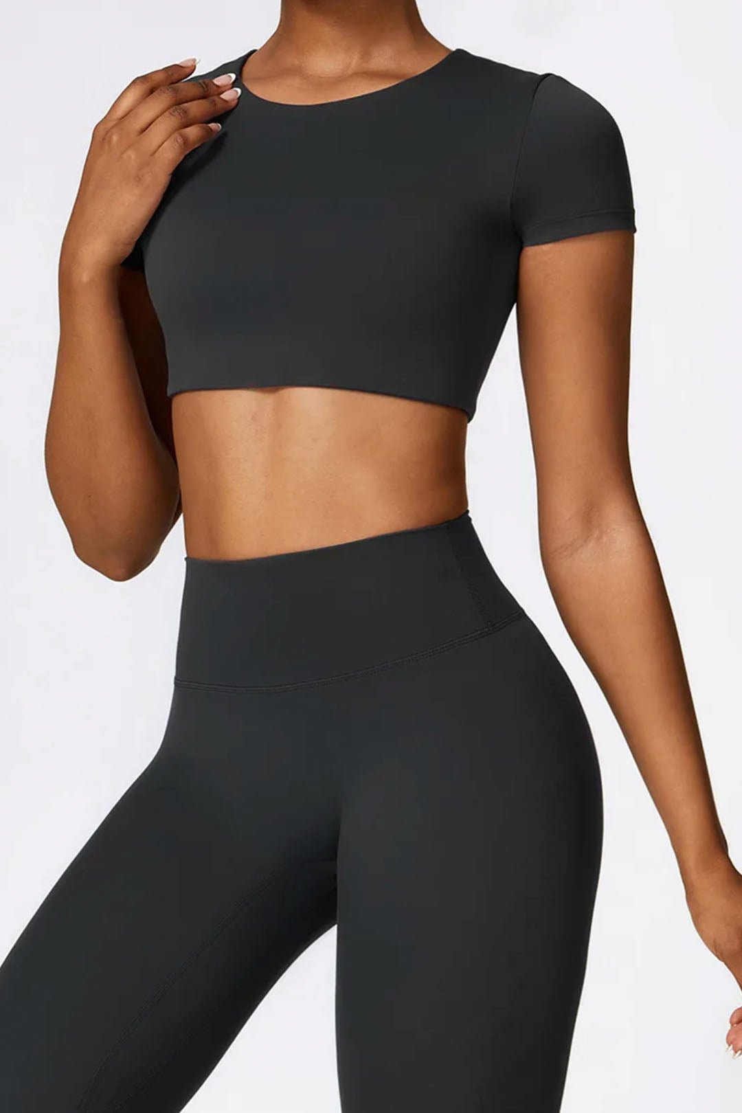 BASE BODY - Soft Sculpt Active Cropped Tee
