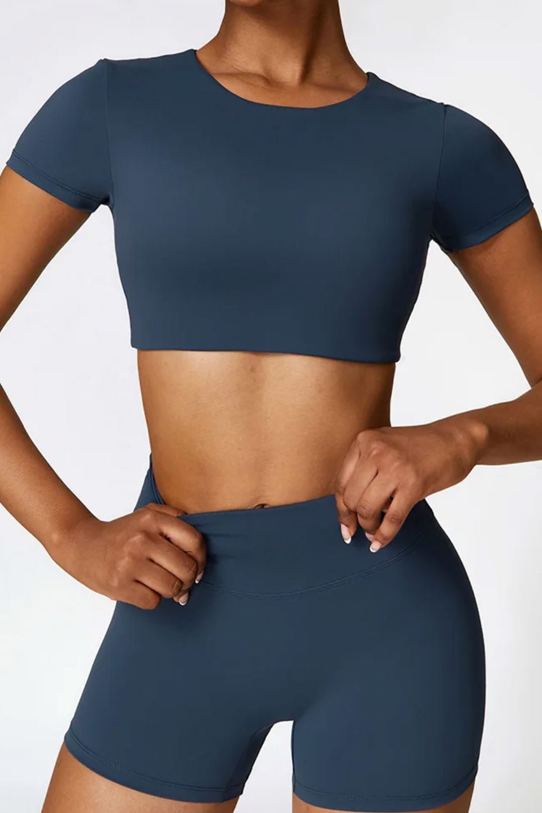 BASE BODY - Soft Sculpt Active Cropped Tee