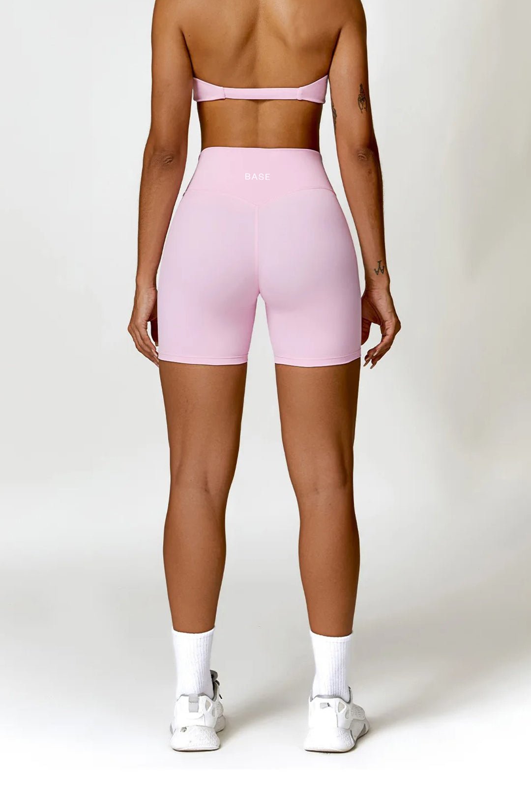 BASE BODY - Soft Sculpt Biker Shorts 6"
