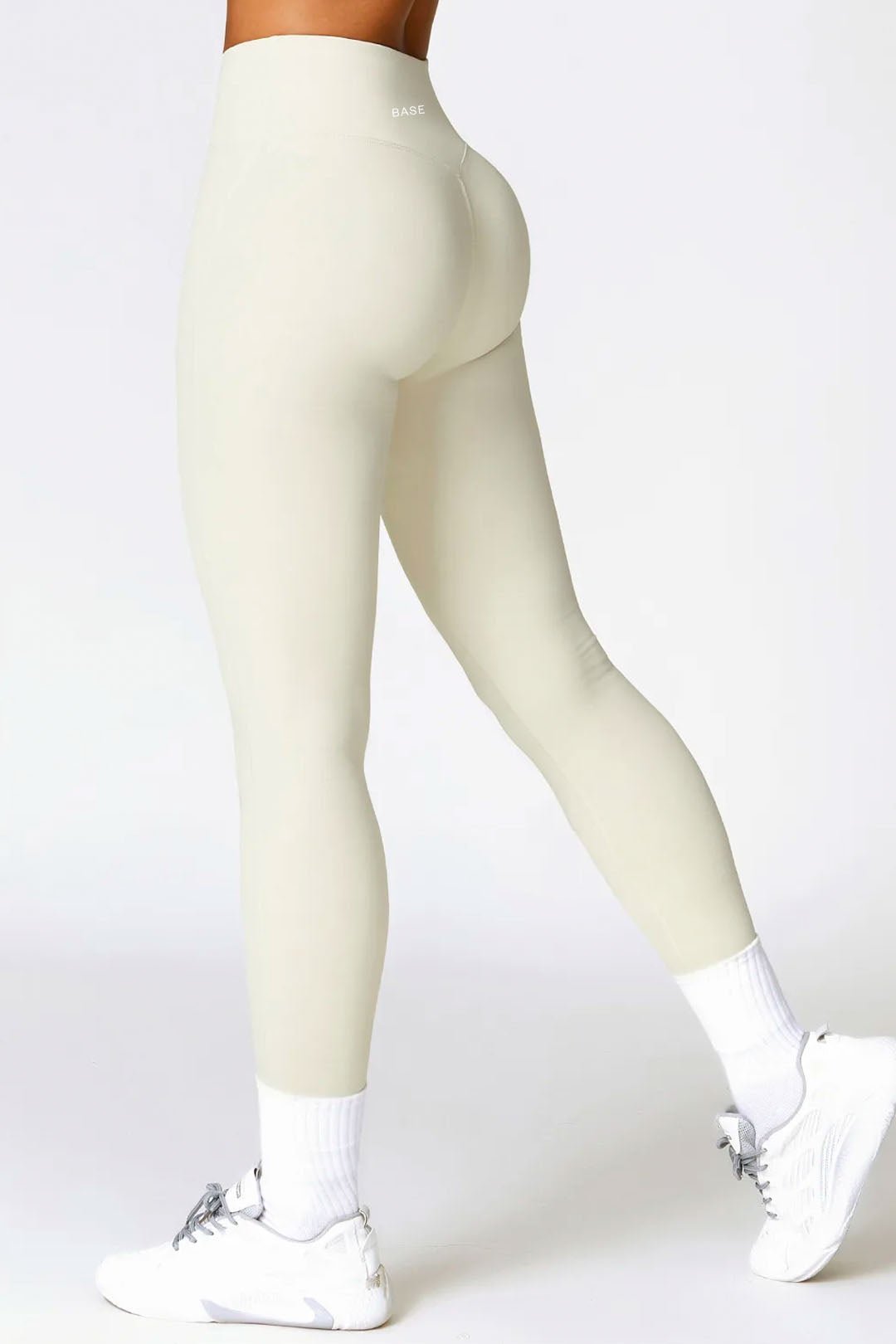 BASE BODY - Soft Sculpt Leggings